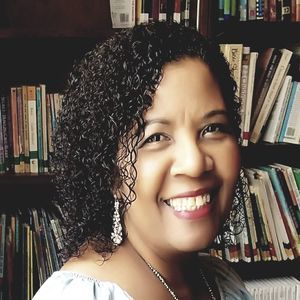 Meet your Posher, Juana r